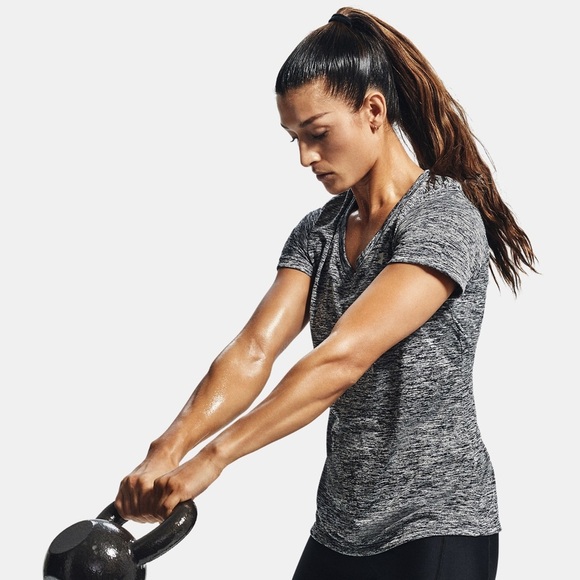 Under Armour Women's Tech Twist T-Shirt, Size large - Picture 1 of 5